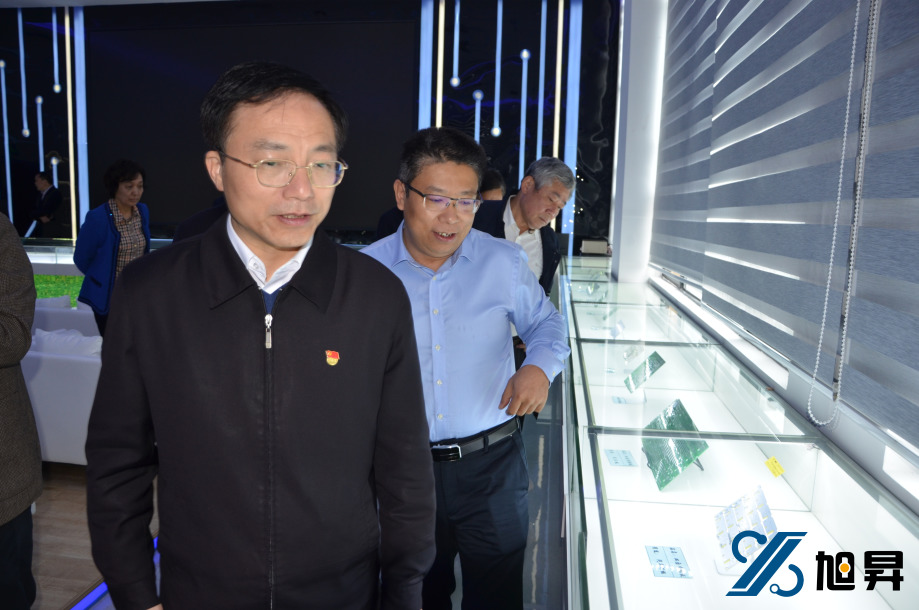 江西省人大常委會副主任、吉安市委書記胡世忠一行前來旭昇電子參觀考察